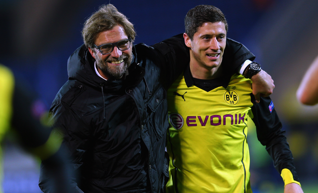 他从不拘泥 他从不拘泥