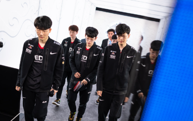 在一个普通 在一个普通