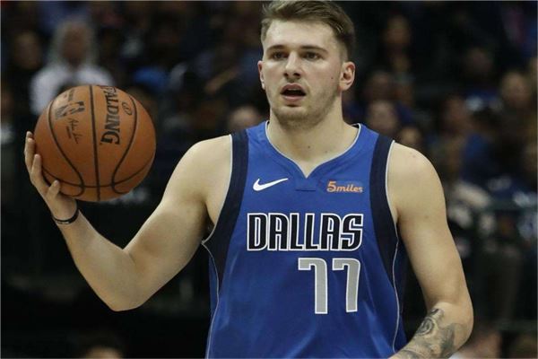 球迷的关注 球迷的关注